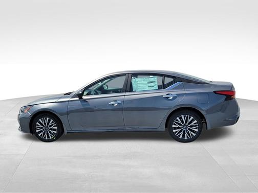 Gun Metallic 2026 Nissan Altima 2.5 SV