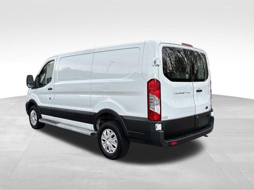 Oxford White 2023 Ford Transit-250 Base