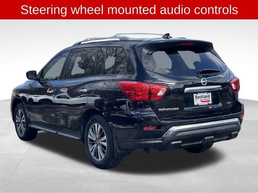2019 Nissan Pathfinder S