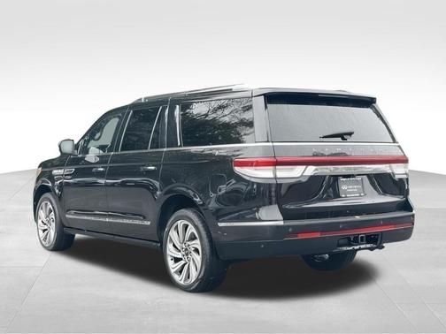 Platinum Dune 2023 Lincoln Navigator L Reserve