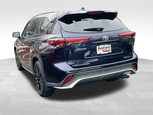 2023 Toyota Highlander 