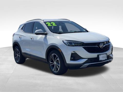 Summit White 2022 Buick Encore GX Essence