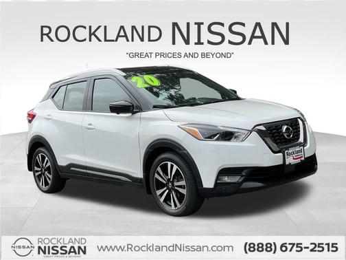 2020 Nissan Kicks SR