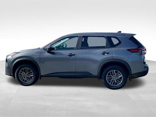 Gun Metallic 2026 Nissan Rogue S