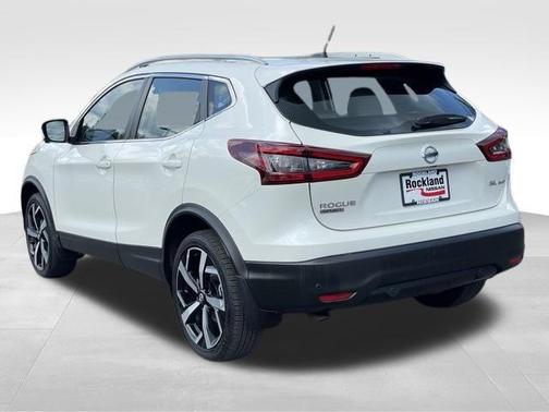 2021 Nissan Rogue Sport SL