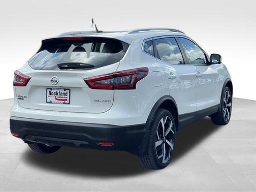2021 Nissan Rogue Sport SL