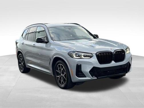 2023 BMW X3 M40i