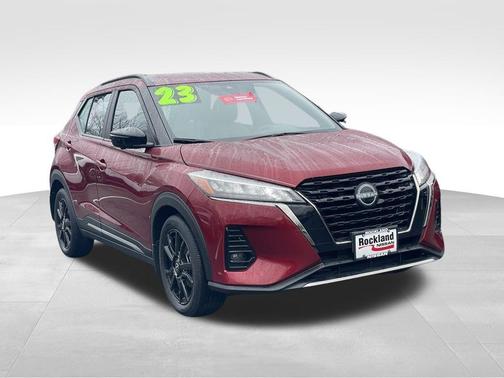 2023 Nissan Kicks SR