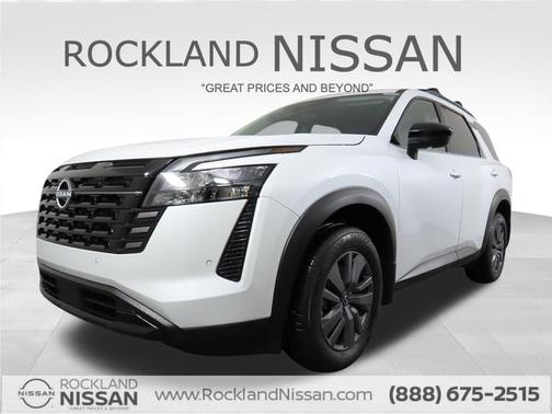 Everest White P 2026 Nissan Pathfinder SV