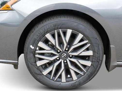 Gun Metallic 2026 Nissan Altima SV