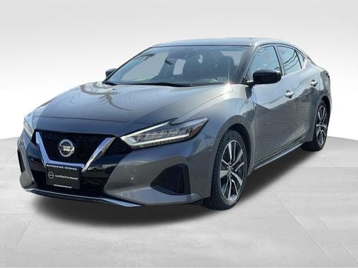 2023 Nissan Maxima SV