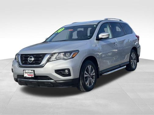 2020 Nissan Pathfinder SV
