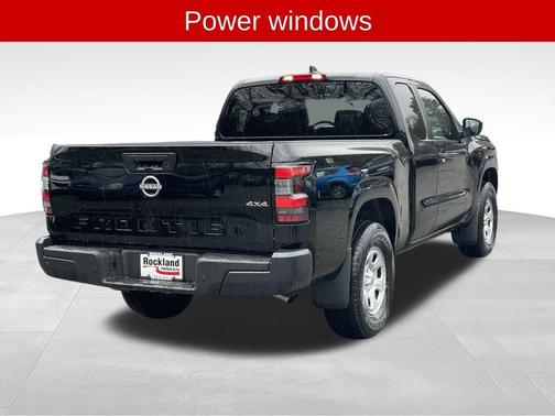 2025 Nissan Frontier S