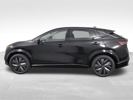 2025 Nissan ARIYA EVOLVE+