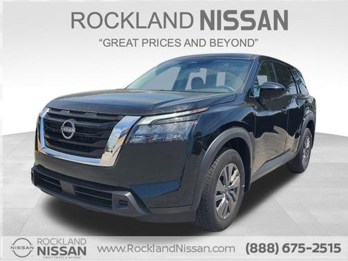 2025 Nissan Pathfinder S