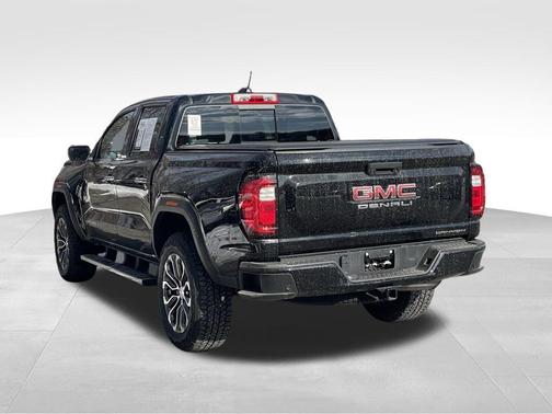 2023 GMC Canyon Denali