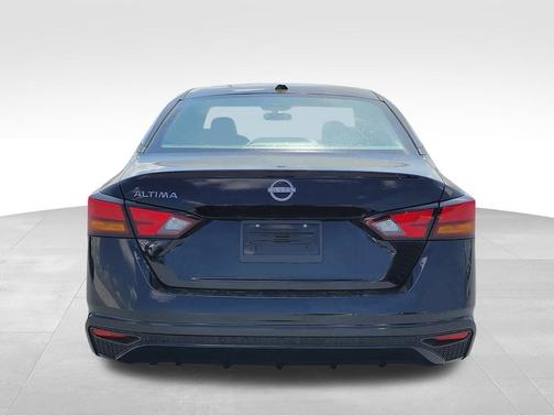 Black 2026 Nissan Altima 2.5 SV