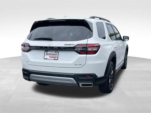 Taffeta White 2024 Honda Pilot Elite