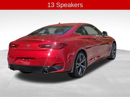 2022 INFINITI Q60 LUXE