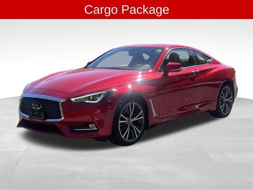 2022 INFINITI Q60 LUXE