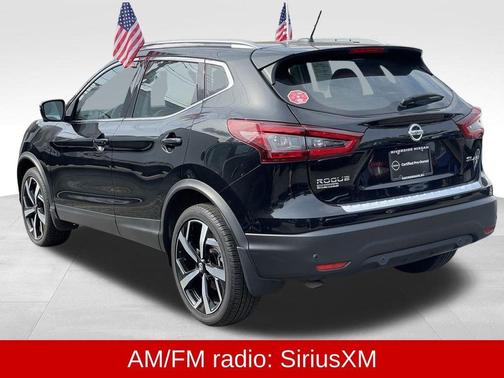 2022 Nissan Rogue Sport SL