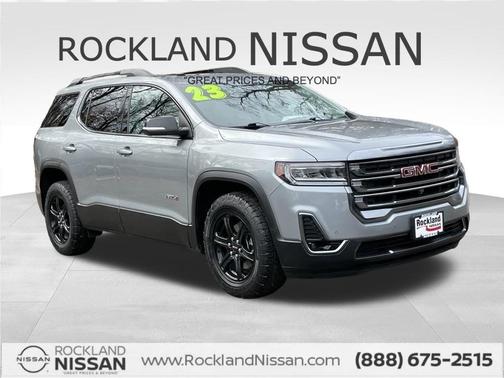 2023 GMC Acadia AT4