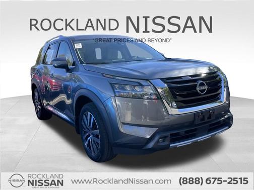 2022 Nissan Pathfinder Platinum