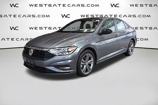 Platinum Gray Metallic 2021 Volkswagen Jetta 1.4T R-Line