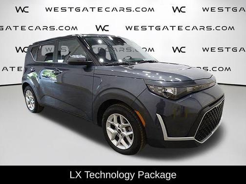 Gravity Gray 2023 Kia Soul LX