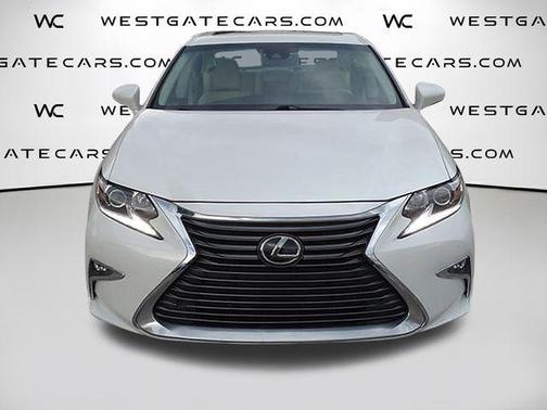 Eminent White Pearl 2018 Lexus ES 350 Base