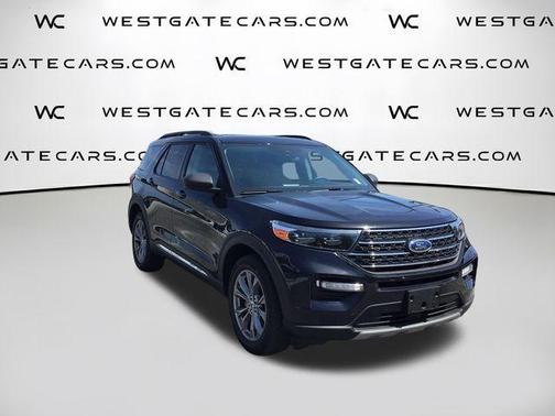 Black Metallic 2022 Ford Explorer XLT
