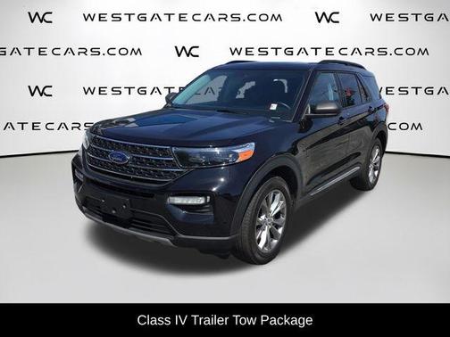 Black Metallic 2022 Ford Explorer XLT