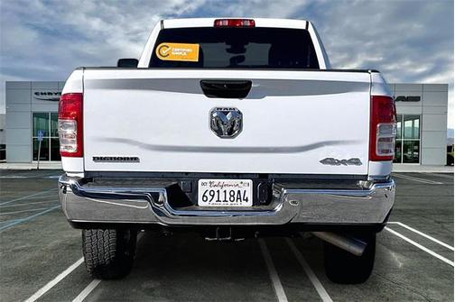 2024 RAM 2500 Big Horn Crew Cab 4x4 8' Box