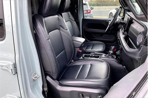 2024 Jeep Wrangler 4-Door Sahara 4x4