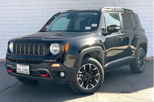 2023 Jeep Renegade Trailhawk
