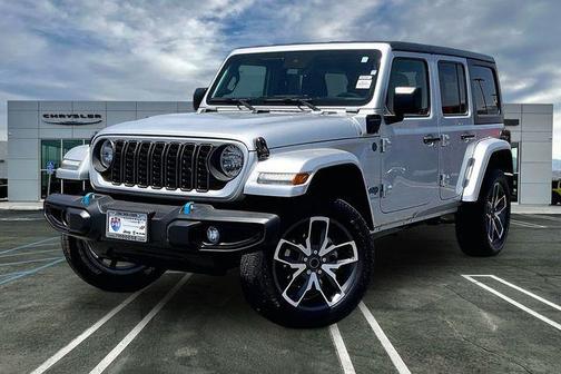 Silver Zynith Clearcoat 2024 Jeep Wrangler 4xe Sport S