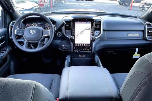 2026 RAM 2500 Big Horn Crew Cab 4x4 6'4' Box