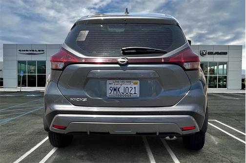 2024 Nissan Kicks S