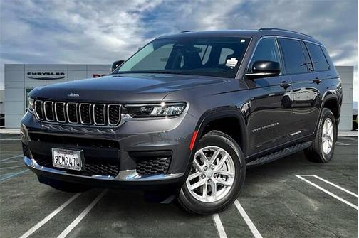 2022 Jeep Grand Cherokee L Laredo