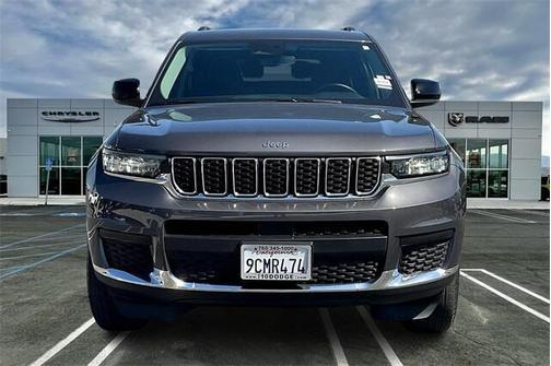 2022 Jeep Grand Cherokee L Laredo