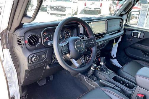 bright white clearcoat 2026 Jeep Wrangler 4-Door Moab 392 4x4