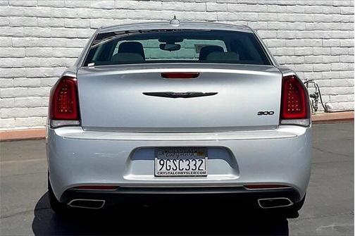 2023 Chrysler 300 Touring