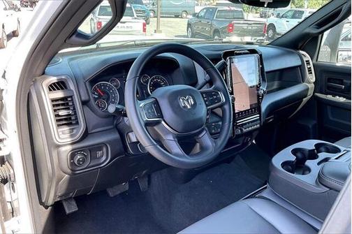 2026 RAM 2500 Tradesman Crew Cab 4x4 8' Box