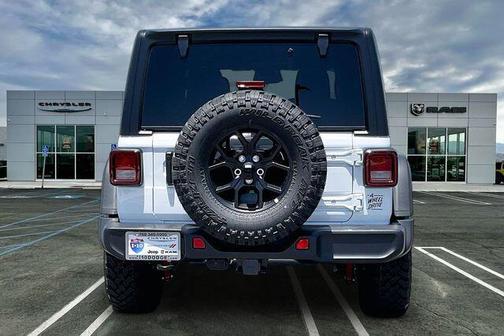 Bright White Clearcoat 2026 Jeep Wrangler Willys