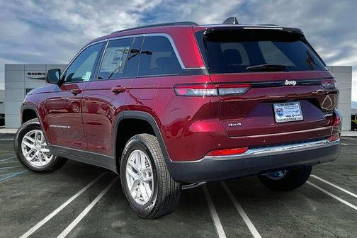 2026 Jeep Grand Cherokee Altitude