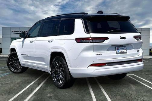 Bright White Clearcoat 2026 Jeep Grand Cherokee L Summit