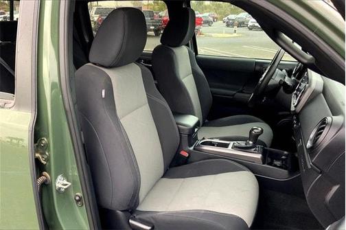 Photo 4 of 23 of 2021 Toyota Tacoma TRD Sport