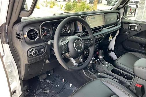 2025 Jeep Gladiator Big Bear