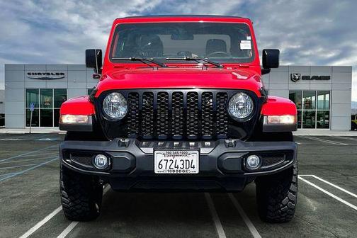 Firecracker Red Clearcoat 2023 Jeep Gladiator Willys 4x4