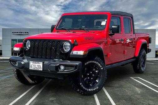 Firecracker Red Clearcoat 2023 Jeep Gladiator Willys 4x4